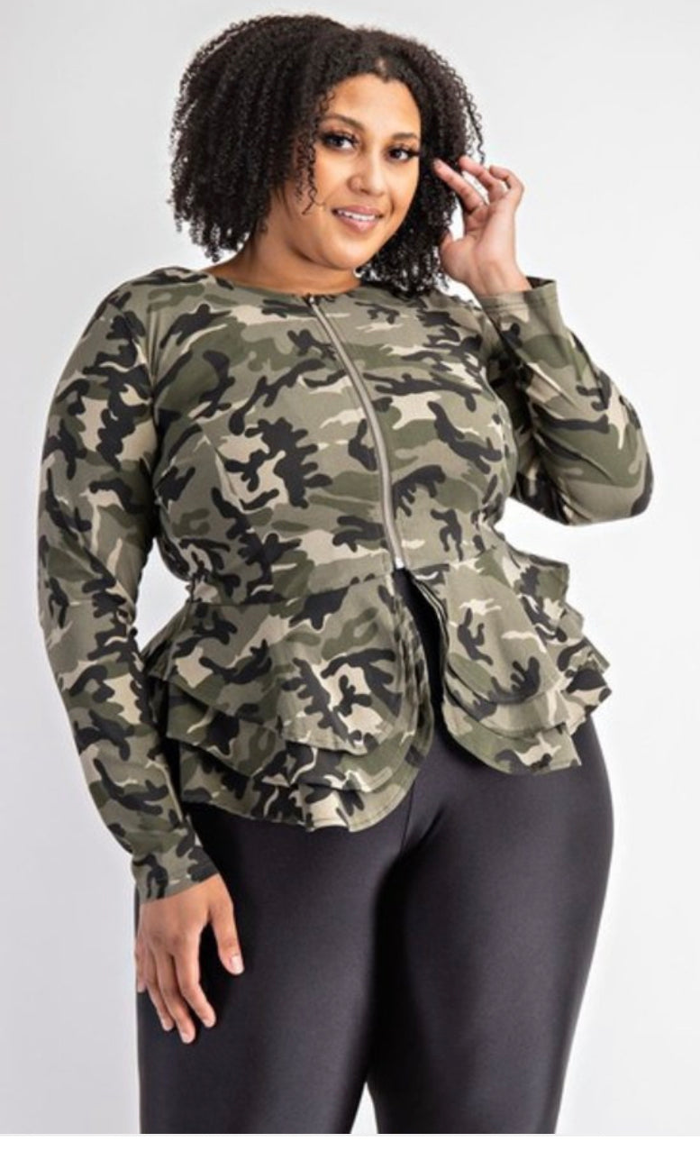 トップス PEPLUM CAMO LITZ PEPLUM CAMO LITZ