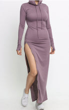 Load image into Gallery viewer, Hooded Maxi dress
